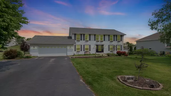 3894 E Whippoorwill LN, Byron, IL 61010