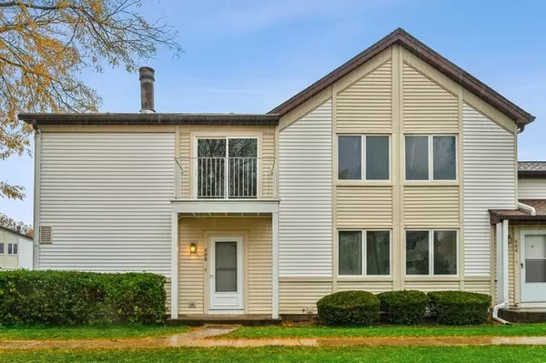 608 Inverrary LN #608, Deerfield, IL 60015
