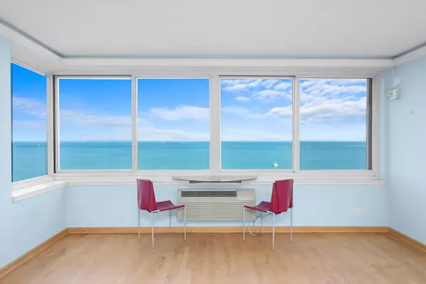 Chicago, IL 60610,1440 N Lake Shore DR #10C