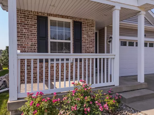 Bloomington, IL 61704,910 Wartburg DR