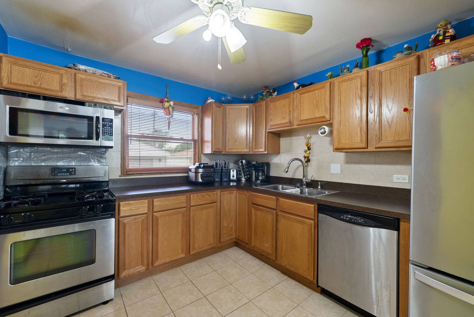 Chicago Ridge, IL 60415,10608 Moody AVE