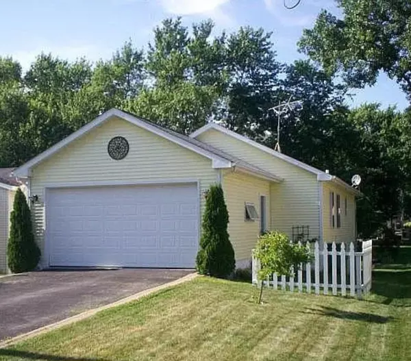21328 W Starry LN, Lake Zurich, IL 60047