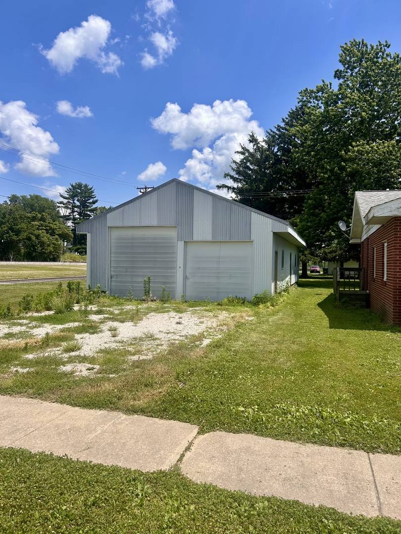 Arrowsmith, IL 61722,103 S Walnut ST