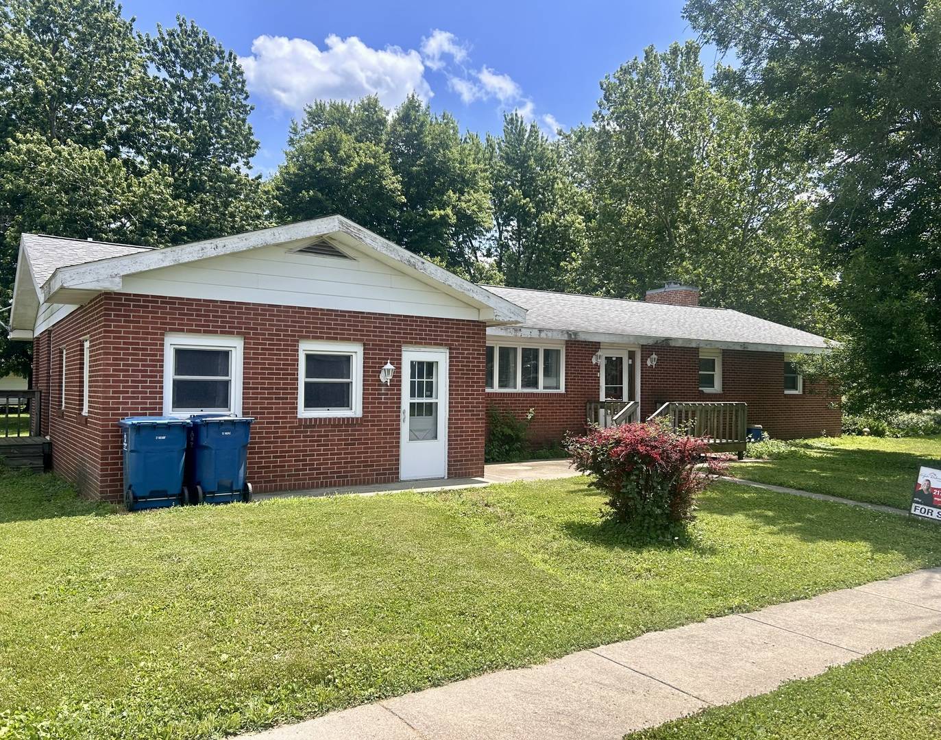 Arrowsmith, IL 61722,103 S Walnut ST