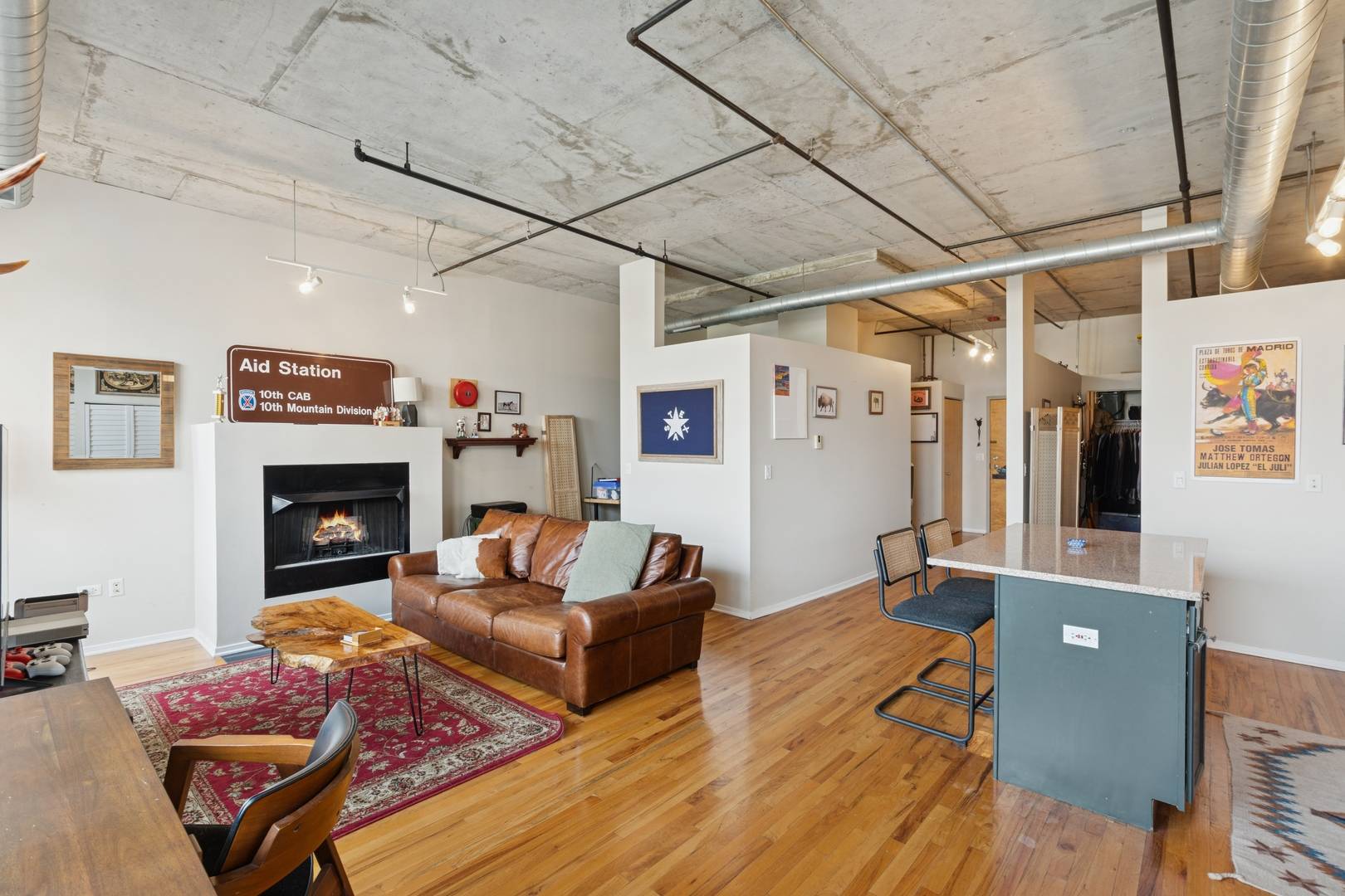 Chicago, IL 60607,6 S Laflin ST #518