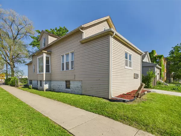 Maywood, IL 60153,601 S 6th AVE