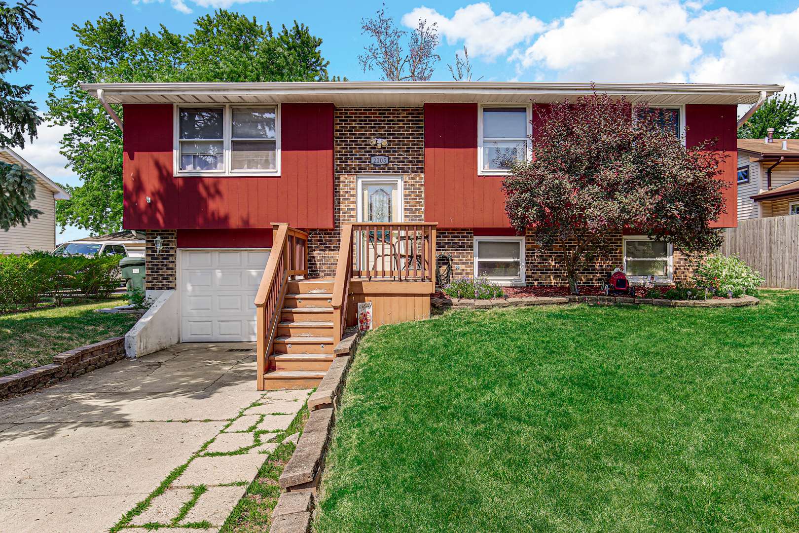 2105 Sanford AVE, New Lenox, IL 60451