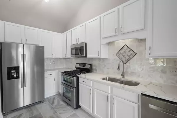 Bartlett, IL 60103,1944 Sundrop CT