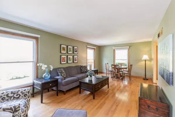 Flossmoor, IL 60422,1014 Douglas AVE