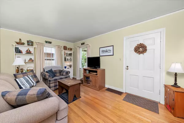 Downers Grove, IL 60515,4216 Elm ST