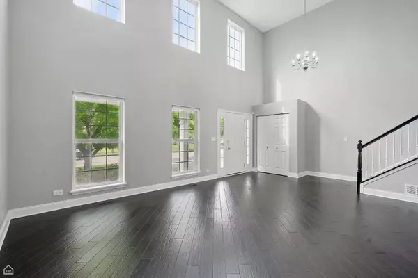 Bartlett, IL 60103,465 Blue Heron CIR