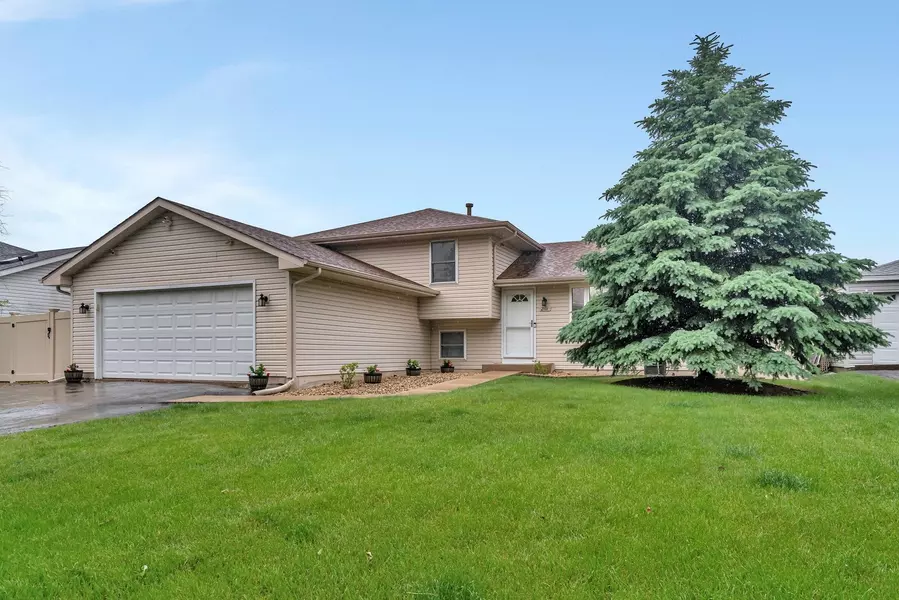 2111 Hastings DR, Plainfield, IL 60586