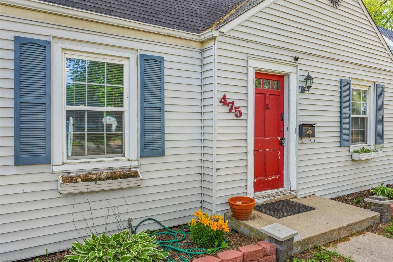 Elgin, IL 60123,475 S Edison AVE