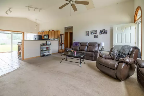 Genoa, IL 60135,608 Cherry Tree LN