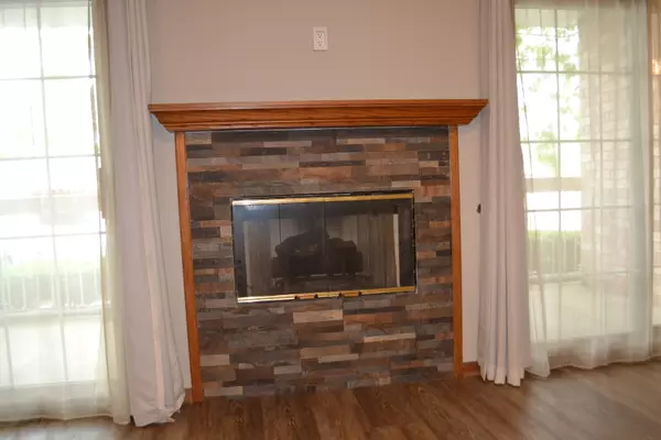 Tinley Park, IL 60477,7771 Bristol Park DR #1SE