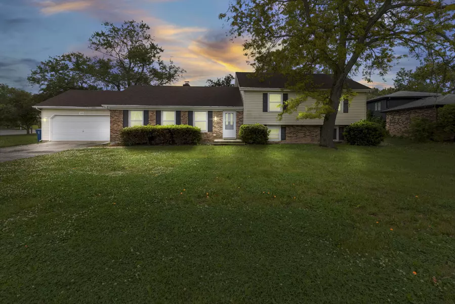 944 Carol LN, Crete, IL 60417