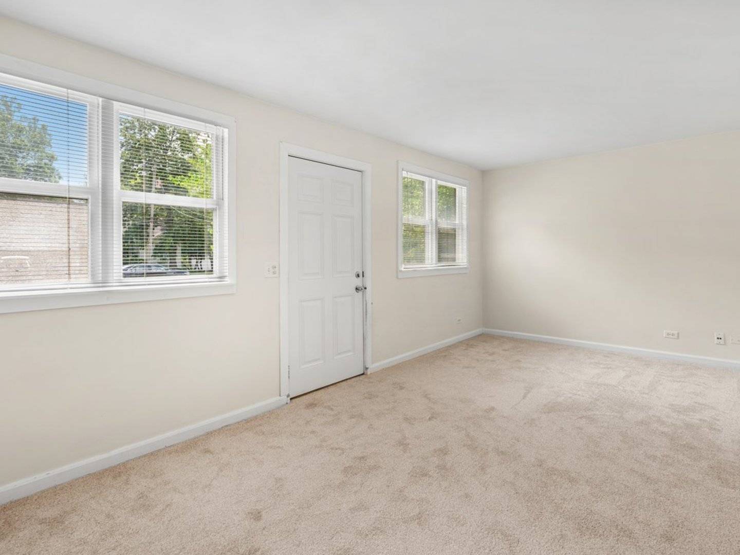 Fox River Grove, IL 60021,1006 Pine ST