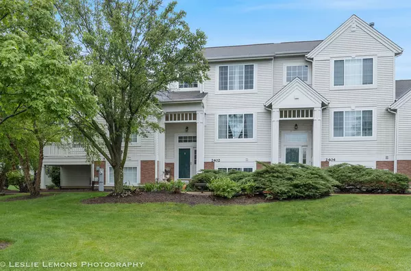 2402 Oakfield CT, Aurora, IL 60503