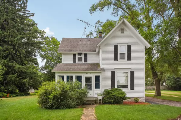 9014 Alden RD, Harvard, IL 60033