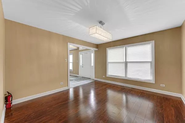 Tinley Park, IL 60487,17739 Peacock LN