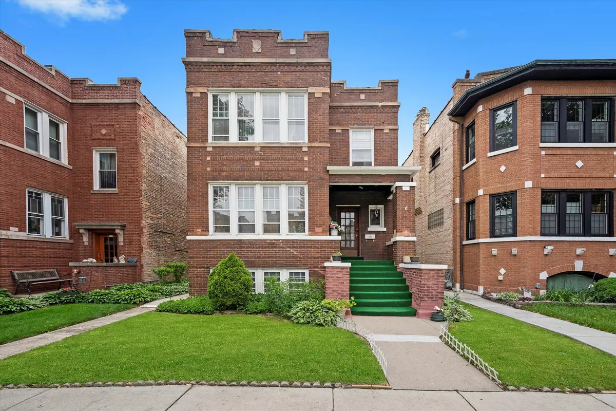 Berwyn, IL 60402,2110 S Gunderson AVE