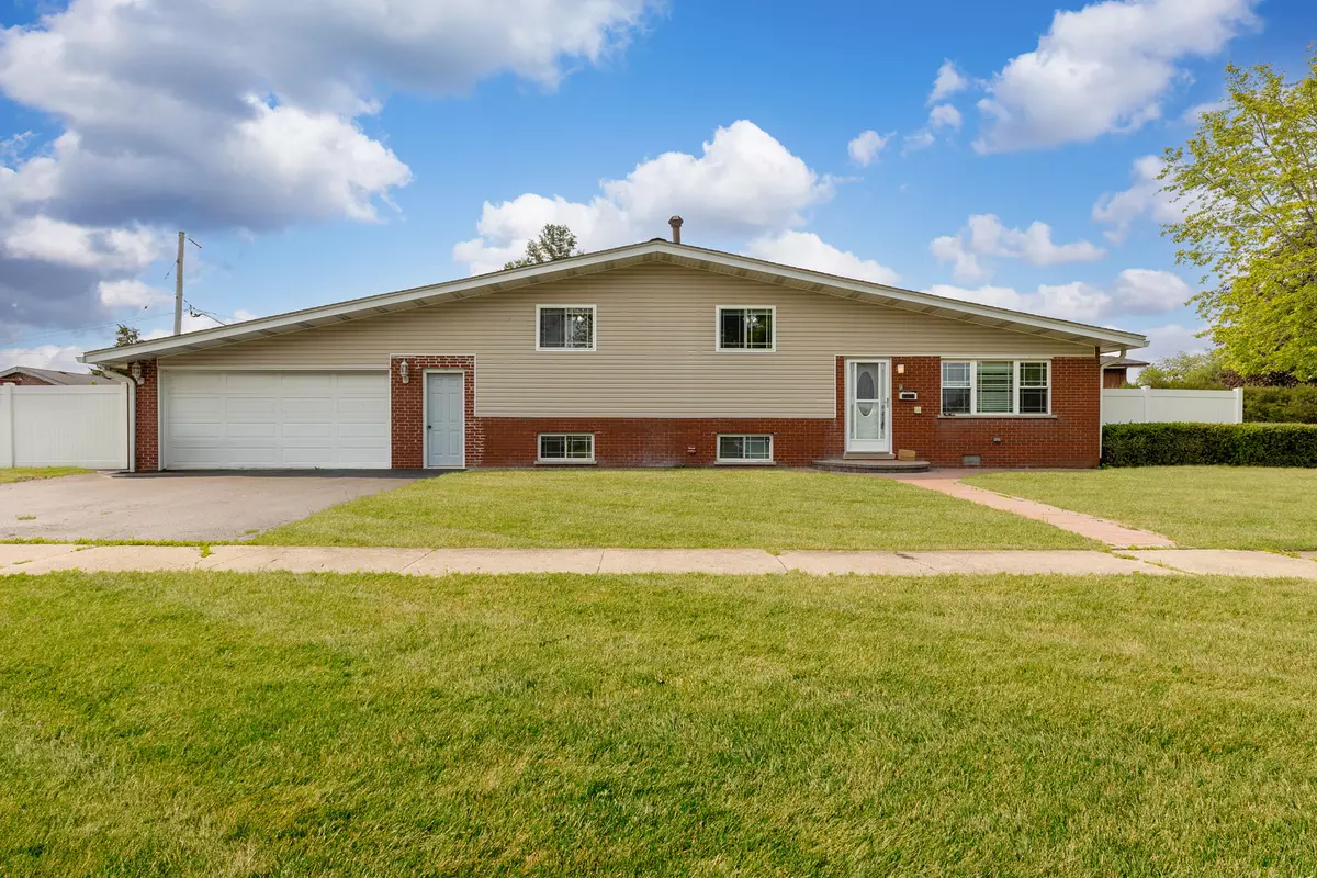 Worth, IL 60482,10725 S Rutherford AVE