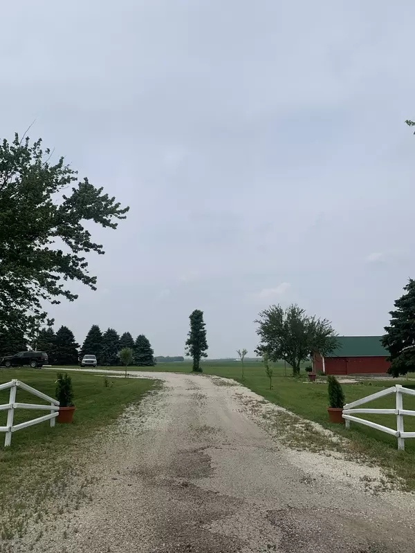 Malta, IL 60150,2725 Gurler RD
