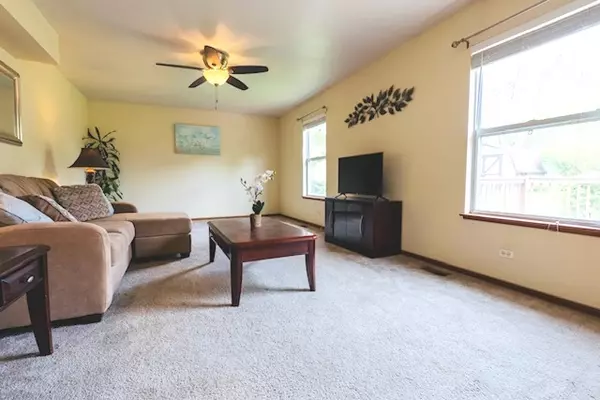 Waukegan, IL 60085,1413 N Metropolitan AVE