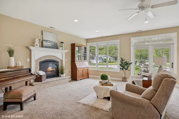 Grayslake, IL 60030,34017 N Prospect DR