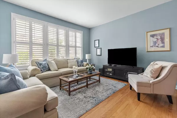 Wauconda, IL 60084,365 Lake AVE #D