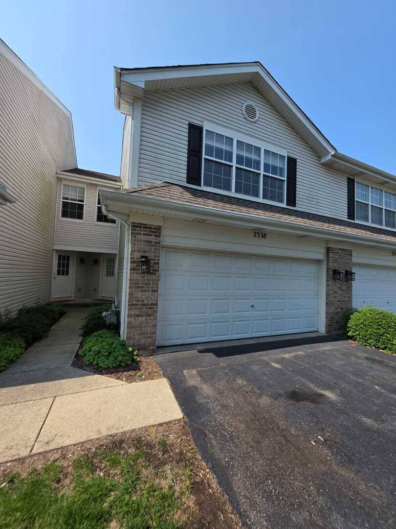 2338 STOUGHTON CIR #2338, Aurora, IL 60502