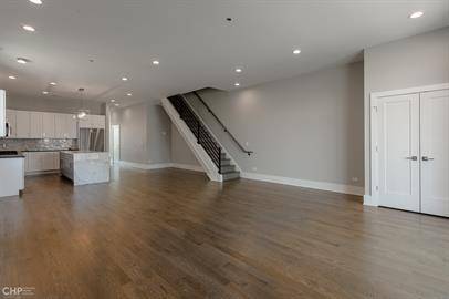 Chicago, IL 60616,562 W 18th ST #3E