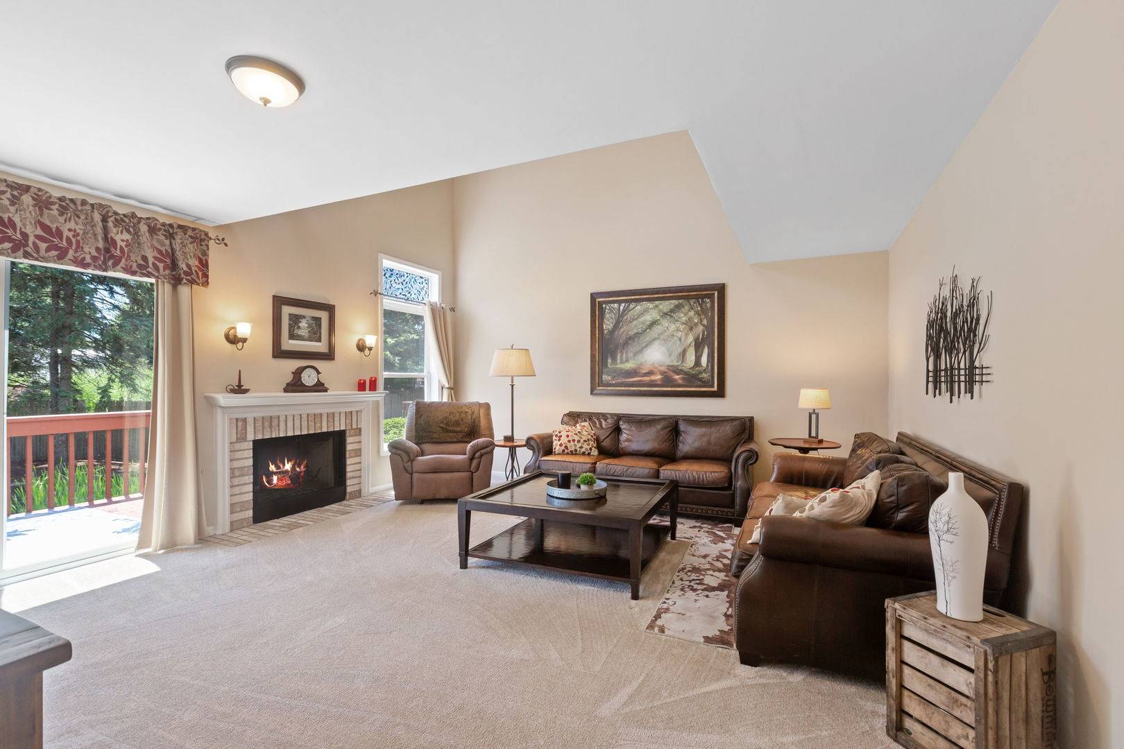 Carpentersville, IL 60110,211 Spring Point DR