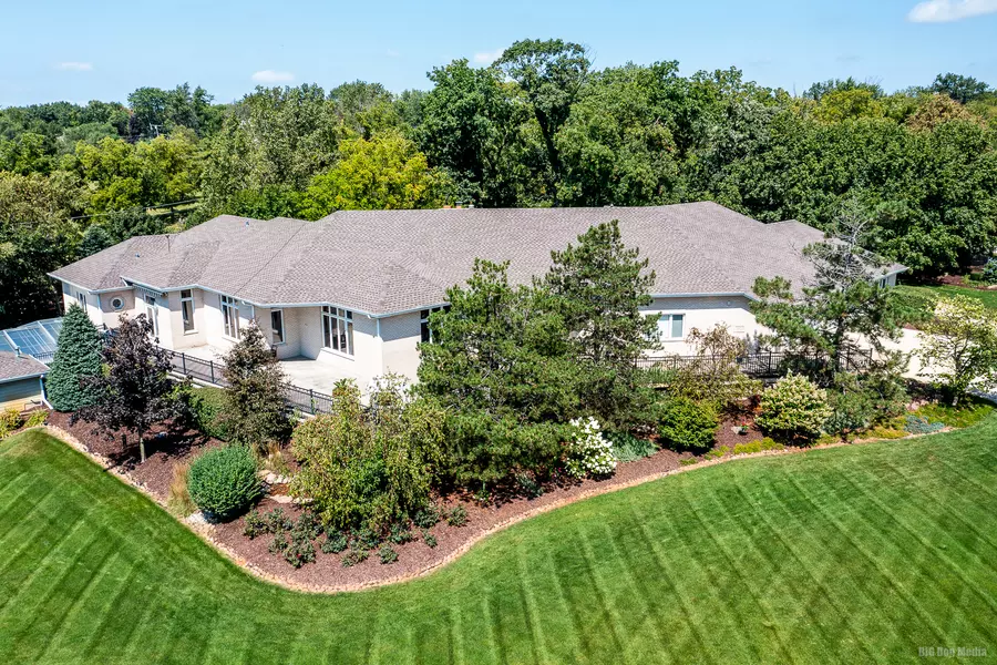 13100 Fox LN, Lemont, IL 60439