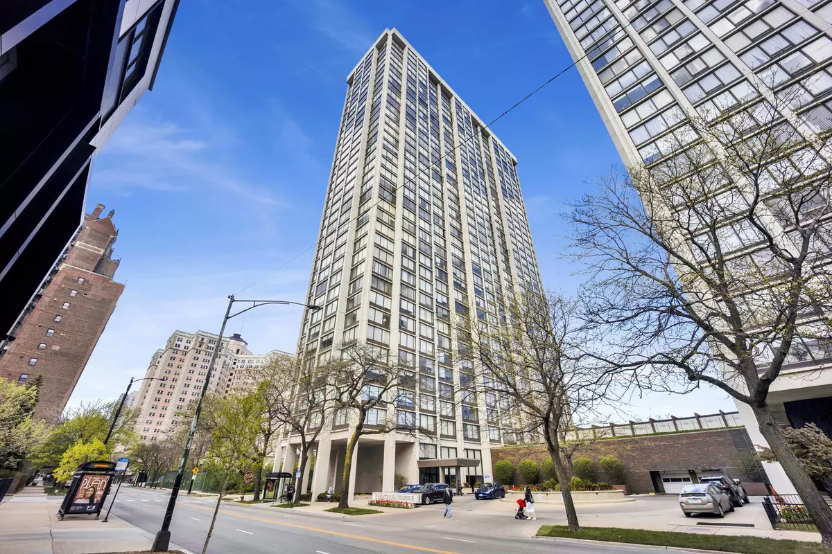 Chicago, IL 60640,5455 N Sheridan RD #2915