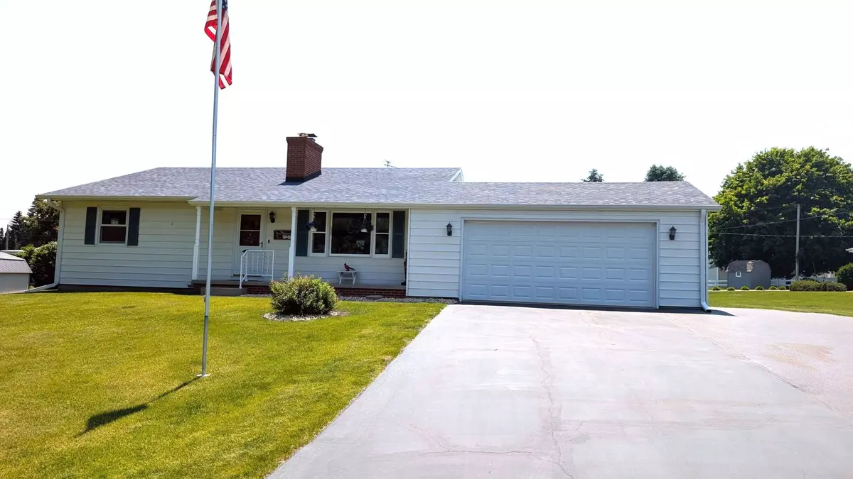 Oregon, IL 61061,321 Cartwright LN