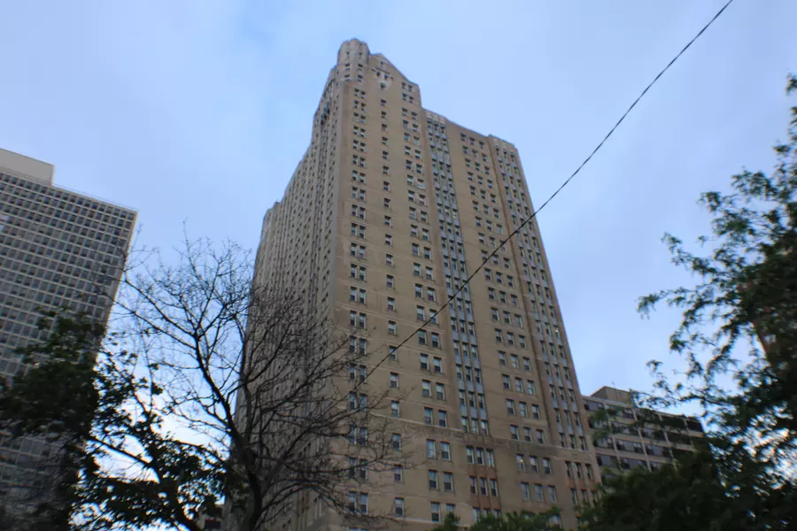 5000 S East End AVE #24A, Chicago, IL 60615