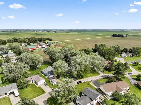 Sandwich, IL 60548,1897 Irene RD