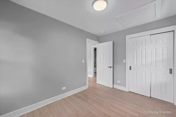 Oakwood Hills, IL 60013,14 Lakewood DR