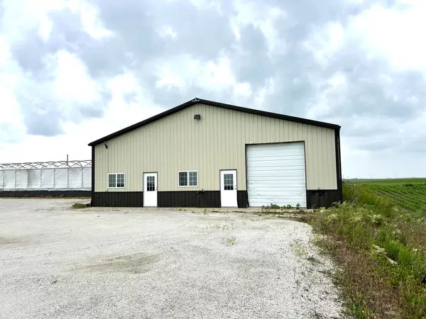 29699 E. 100 North RD, Strawn, IL 61775