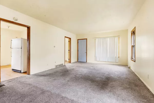 Rockford, IL 61101,810 N Horsman ST