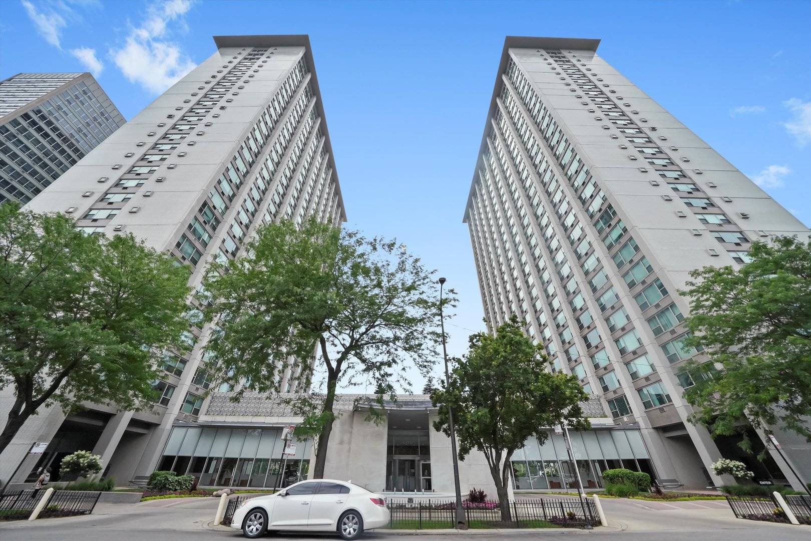 3600 N Lake Shore DR #1309, Chicago, IL 60613