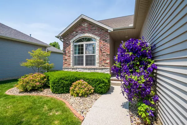 Bloomington, IL 61704,1720 Eide RD