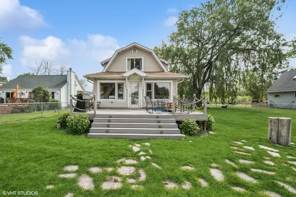 37456 N Terrace LN, Spring Grove, IL 60081