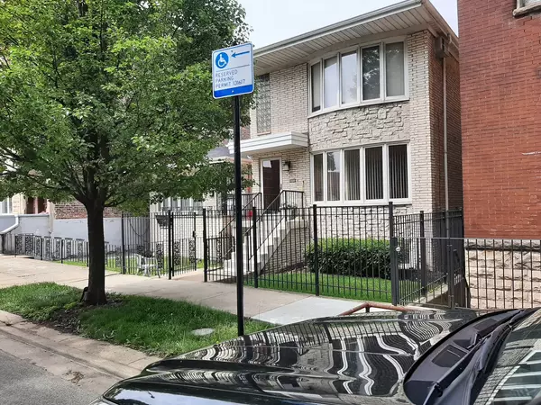 2716 S Wells ST, Chicago, IL 60616