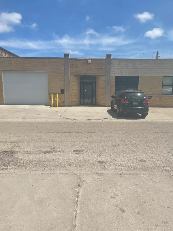 3333 N Knox AVE, Chicago, IL 60641