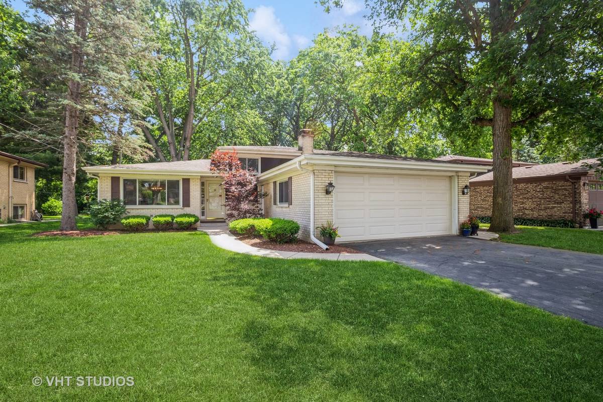 Wood Dale, IL 60191,229 S Cedar AVE