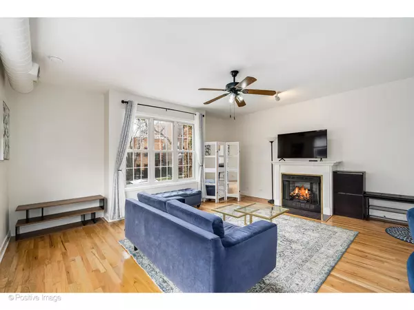 Chicago, IL 60612,749 S Claremont AVE #2