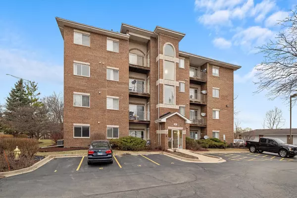 Addison, IL 60101,941 N Swift RD #302