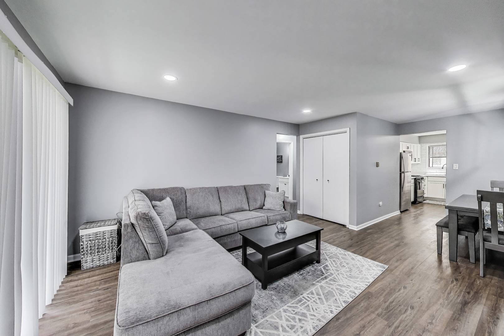 Chicago, IL 60707,2131 N Harlem AVE #231